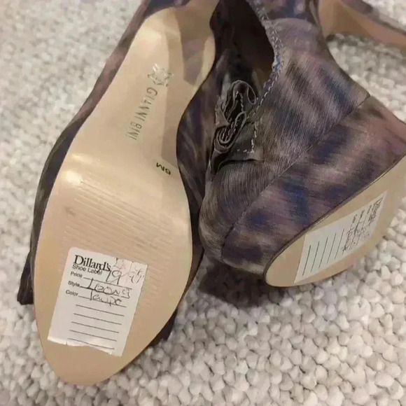 Gianni Bini heels - Picture 5 of 9